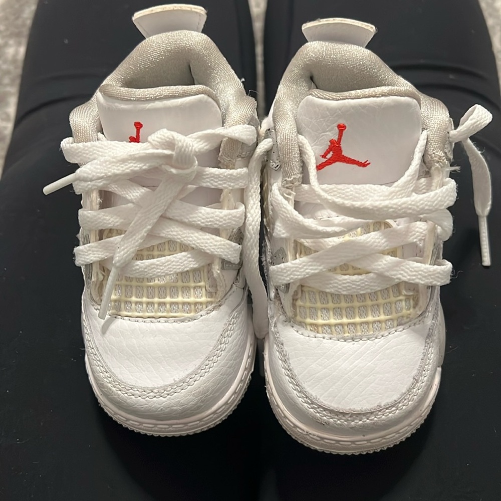 Jordan retro 4